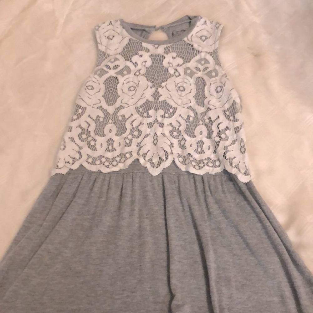 Girls sundress! Girls size 7/8 (M).